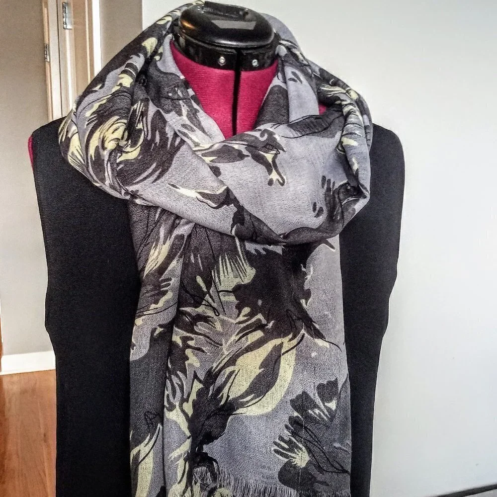 Grey Print Woven Fringed Oblong Scarf Wrap